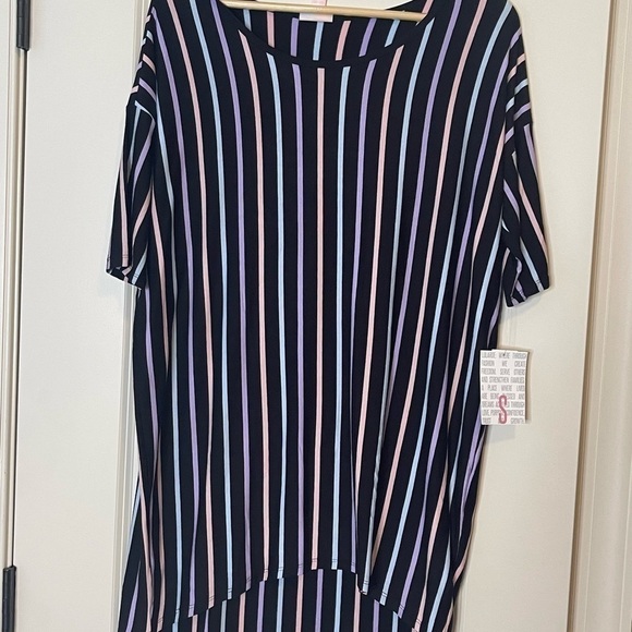 lularoe multi color striped black High low short sleeve irma tunic - Picture 2 of 3